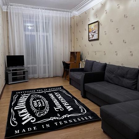 Apartments On Bolshaya Morskaya 65 니콜라예프 외부 사진
